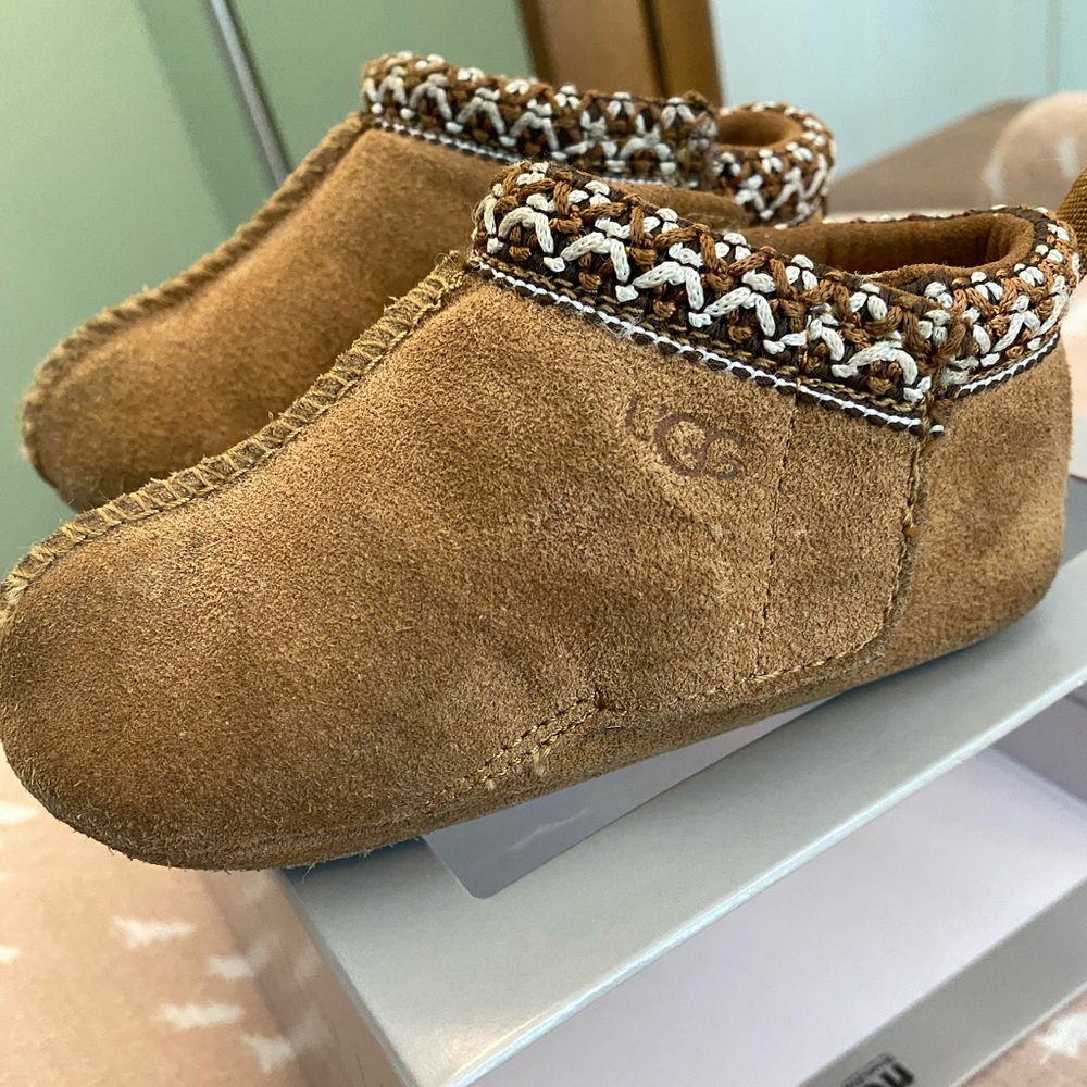 Ugg Baby Tasman Chestnut Size 4/5 (12-18 month)